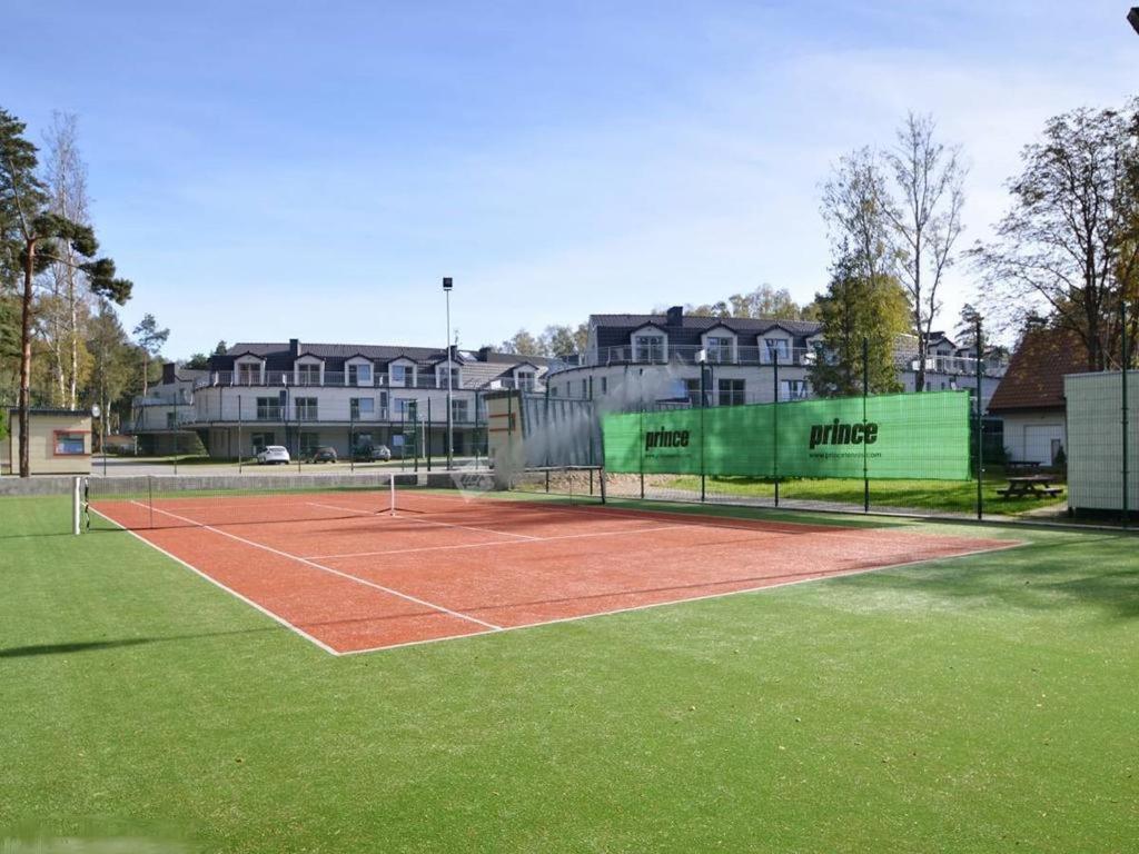 Apartament Bursztyn ポビエロボ エクステリア 写真
